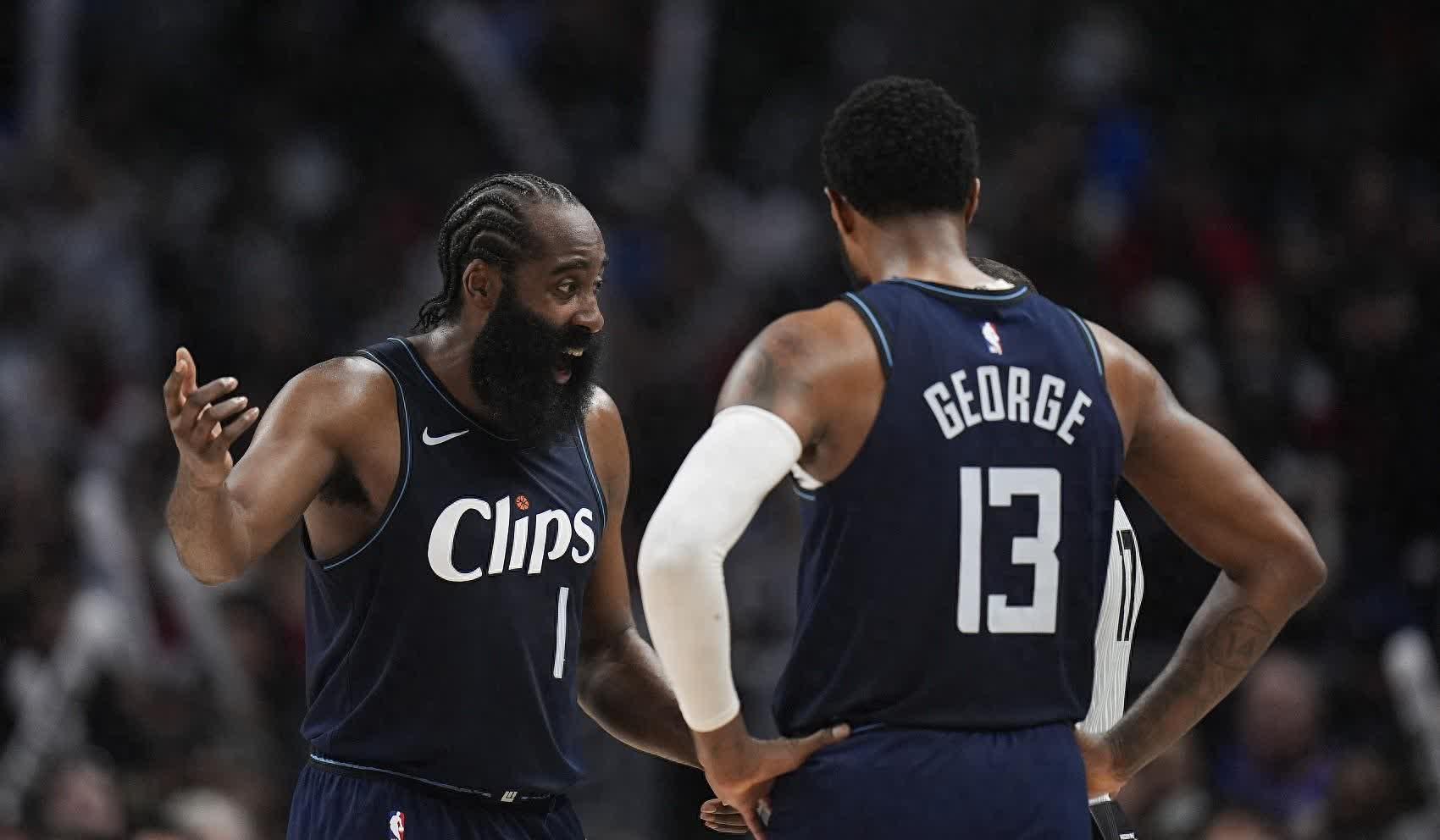 爱游戏APP包含太狠了！费城76人窗口期回应争议国际比赛日北京首钢备战NBA季后赛，摩纳哥远射贴柱备战葡超的词条